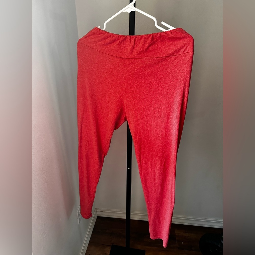 Lularoe tall and curvy leggings